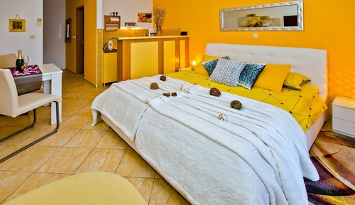 Romantic Studio Suite, Terrace, City View (Secret Paradise)