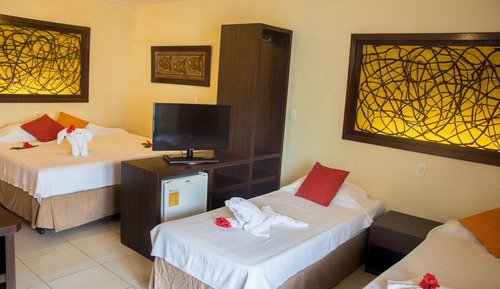 Apartamento Luxo  Quadruplo com Varanda