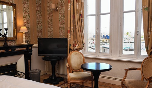 Habitación Confort, vistas al puerto