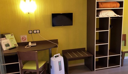 Habitación con 2 camas individuales