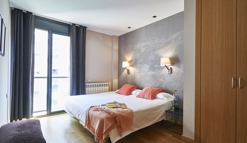 Apartamento estándar, 2 habitaciones, 2 baños, vistas a la ciudad
