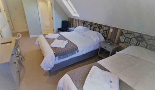 Suite, baño privado
