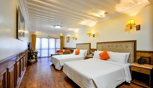 Suite Poolview