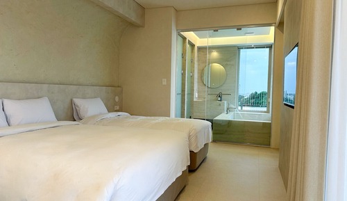 Ático, 2 habitaciones, piscina privada