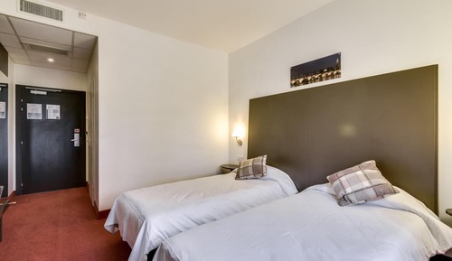 Habitación con 2 camas individuales