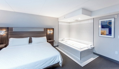 Suite, 1 cama de matrimonio grande, bañera de hidromasaje