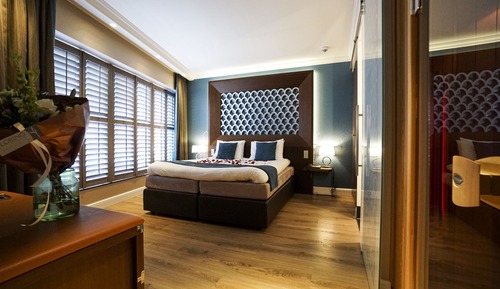 Suite Deluxe, terraza (With infrared cabin)