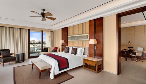 Suite, 2 habitaciones, fumadores, Acceso al salón del club (Bay View)