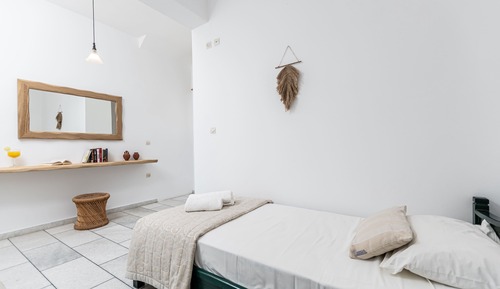 Apartamento, 2 habitaciones, vistas al jardín, planta baja