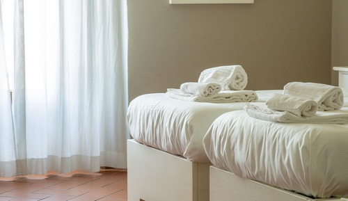 Habitación con 1 cama doble o 2 individuales