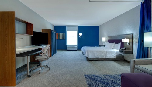 Estudio, 1 cama de matrimonio grande, accesible para personas con discapacidad, bañera (Non-Smoking)