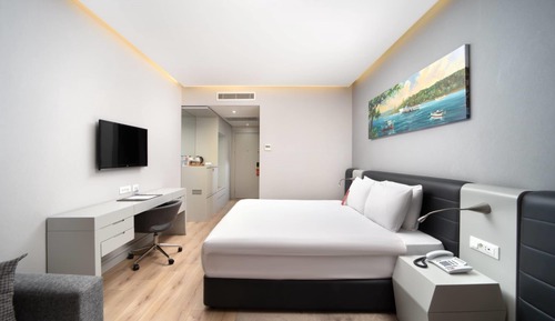 Habitación Deluxe, 1 cama de matrimonio grande, vistas al mar