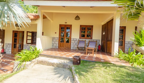 Habitación Deluxe, vistas parciales al mar