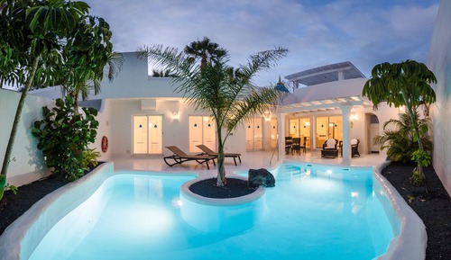 Villa Premier, 2 habitaciones, piscina privada, vistas al jardín
