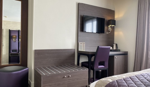 Habitación Confort, 1 cama doble o 2 individuales