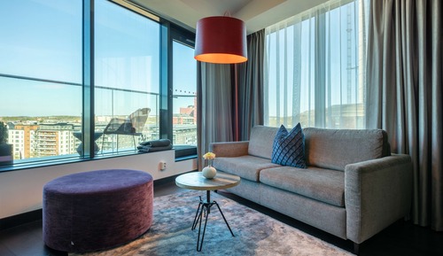 Suite junior, balcón