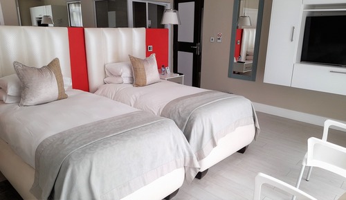 Habitación estándar con 2 camas individuales