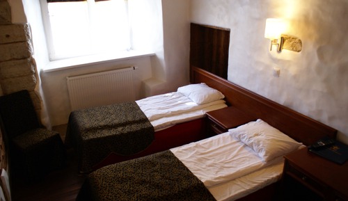 Habitación estándar con 1 cama doble o 2 individuales