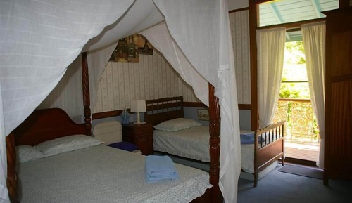 Habitación (Le Parisien)