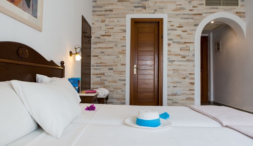Habitación estándar con 1 cama doble o 2 individuales