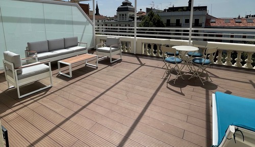 Habitación superior, terraza, vistas a la ciudad