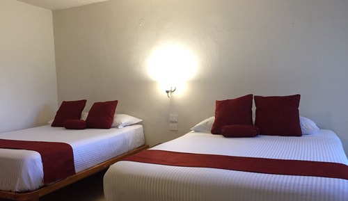 Habitación cuádruple estándar, 2 camas de matrimonio
