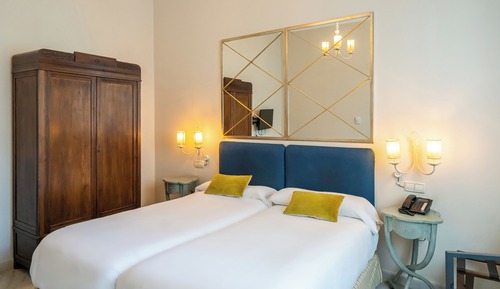 Habitación doble o dos camas con cama supletoria