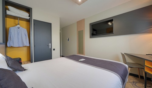 Habitación con 2 camas individuales