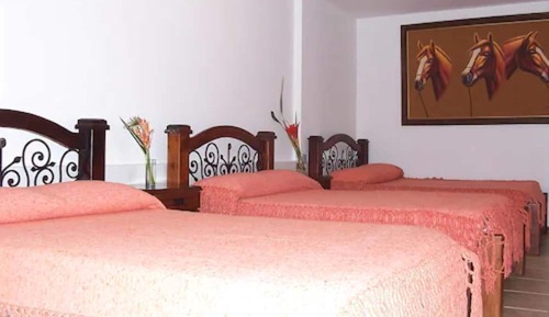 Habitación cuádruple estándar