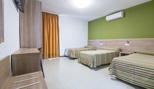 Habitación triple ( for 3 adults)