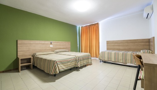 Habitación cuádruple (for 4 people)