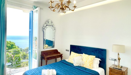 Habitación triple superior, vistas al mar