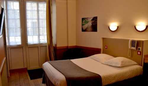 Habitación estándar con 1 cama doble o 2 individuales (Handicapé)