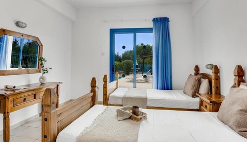 Villa, 3 habitaciones, piscina privada, junto a la piscina