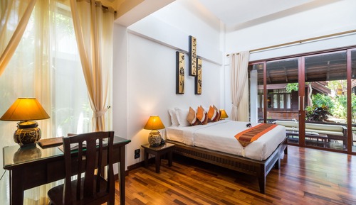 Habitación junior con 1 cama doble o 2 individuales