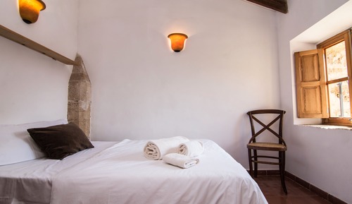 Habitación económica doble, 1 cama doble, vistas a la montaña