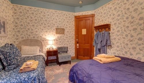 Two-Room Suite