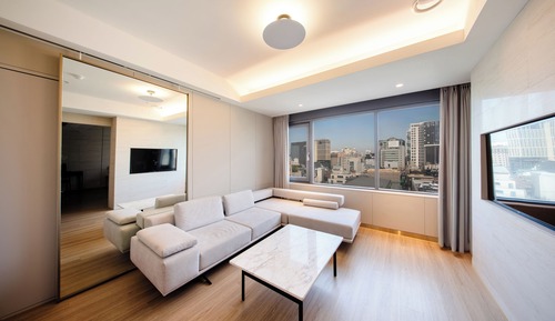 Eliena Suite