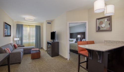 Suite, 1 habitación, accesible para personas con discapacidad (Communications, Mobility, Access Tub)