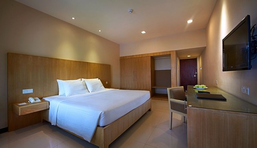 Deluxe King Room with Sea View