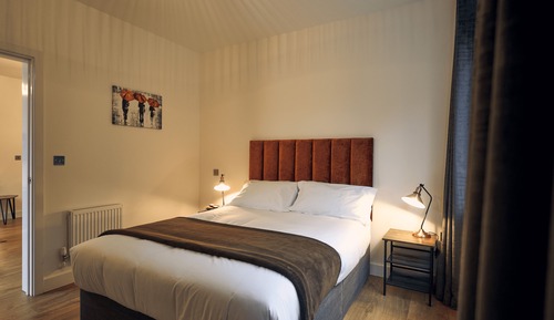 Apartamento, baño privado (Robin)