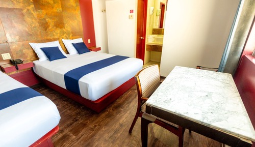 Habitación estándar, 2 camas de matrimonio