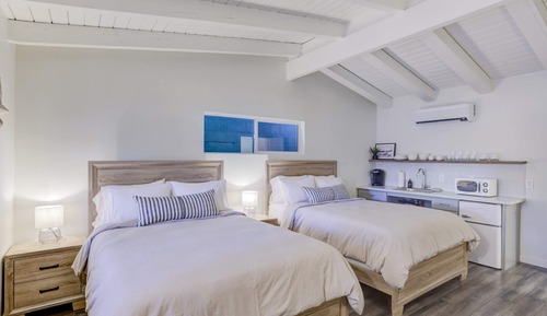 Habitación de lujo doble, 2 camas de matrimonio (UNIT 11)