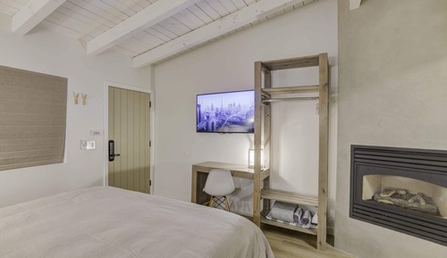Estudio de lujo, 1 cama de matrimonio grande (Unit 9)