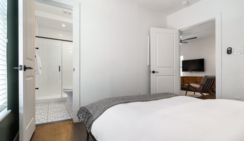 Apartment (1 Bedroom)