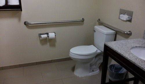 Habitación, 1 cama de matrimonio grande, no fumadores (Mobility/Hearing, Bathtub w/Grab Bars)