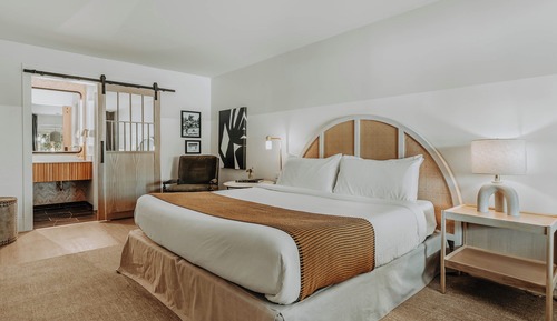 Standard King Bed