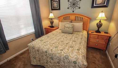 Apartamento (7669 Windsor Hills)
