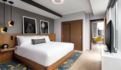 Suite presidencial, 1 cama de matrimonio grande, vistas a la ciudad