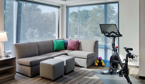 Estudio, 1 cama de matrimonio grande con sofá cama, bañera (Bike Fitness Room)